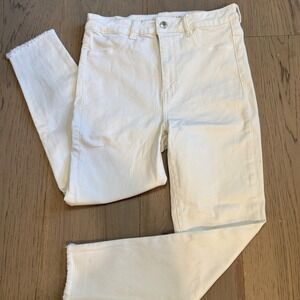 American Eagle Highest Rise Jegging Crop White Frayed Hem‎ Jeans Size 10 Short